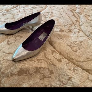 Women’s silver shoes